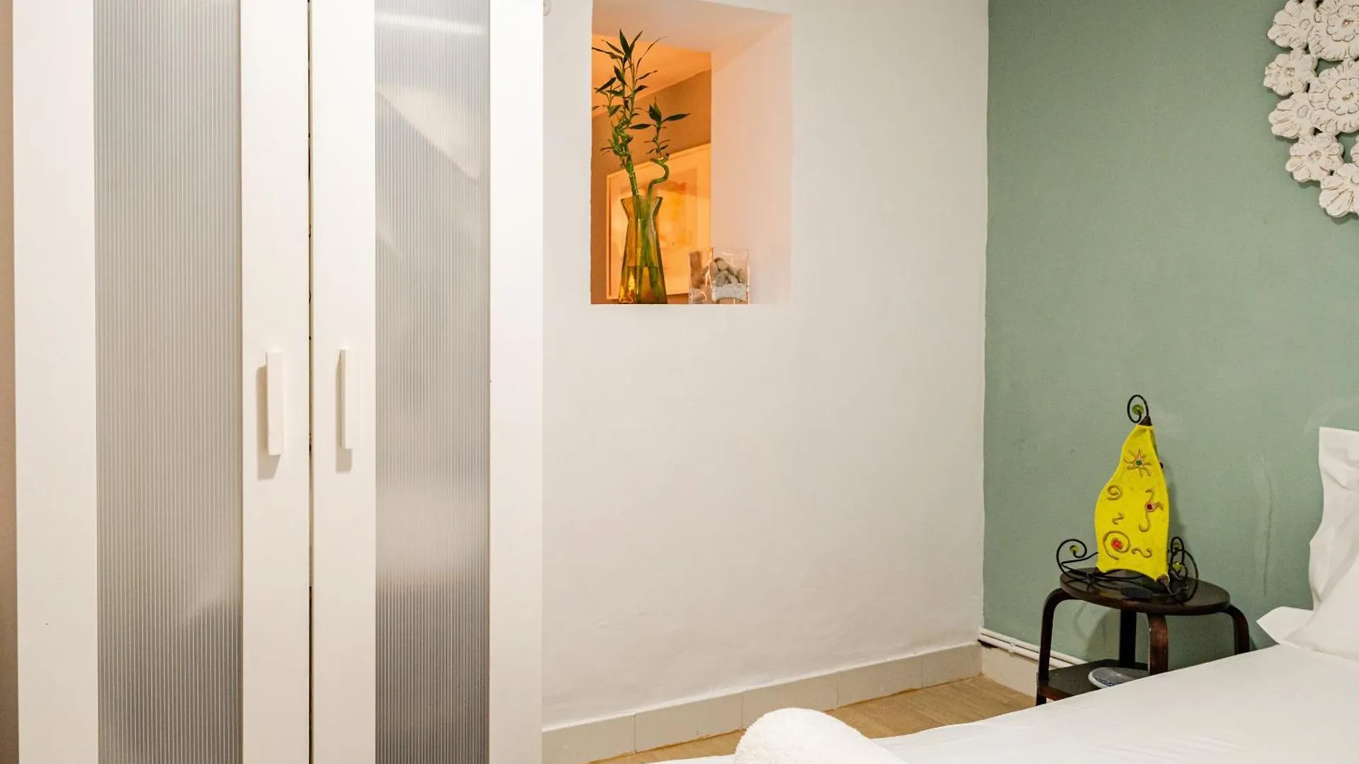 Fragrant Garden Apartment Лиссабон Португалия